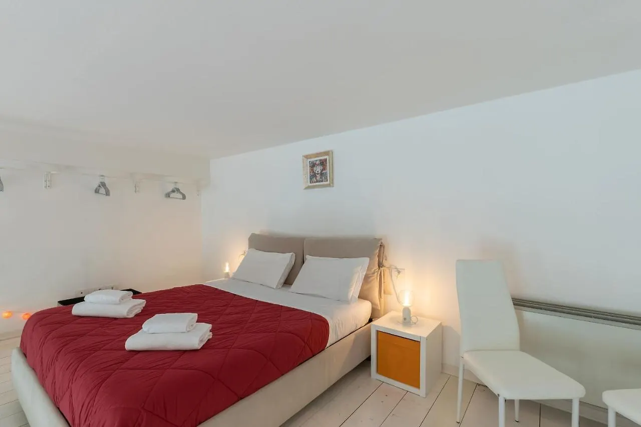 Monalda Loft 2-Hosted By Sweetstay Florence 0*,