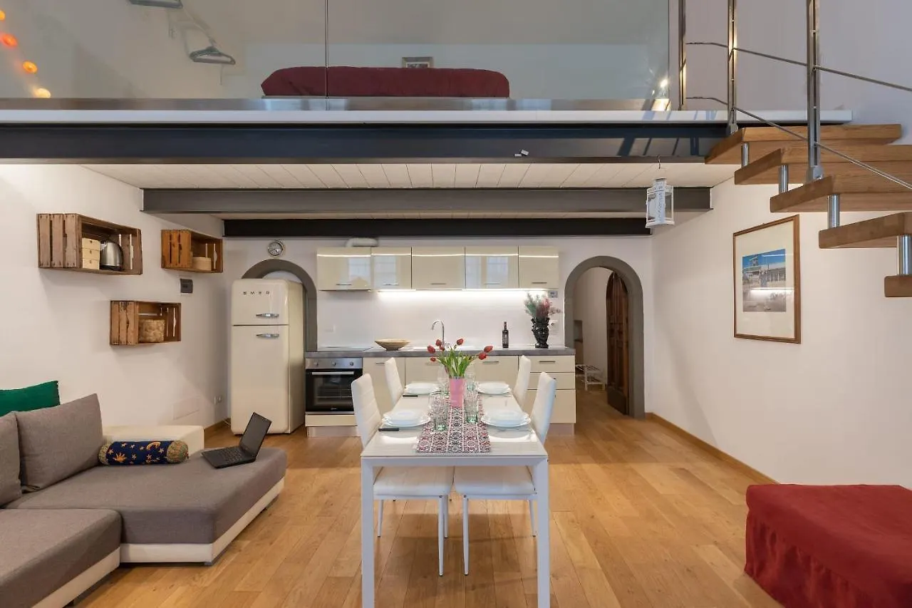 Monalda Loft 2-Hosted By Sweetstay Florence Italy