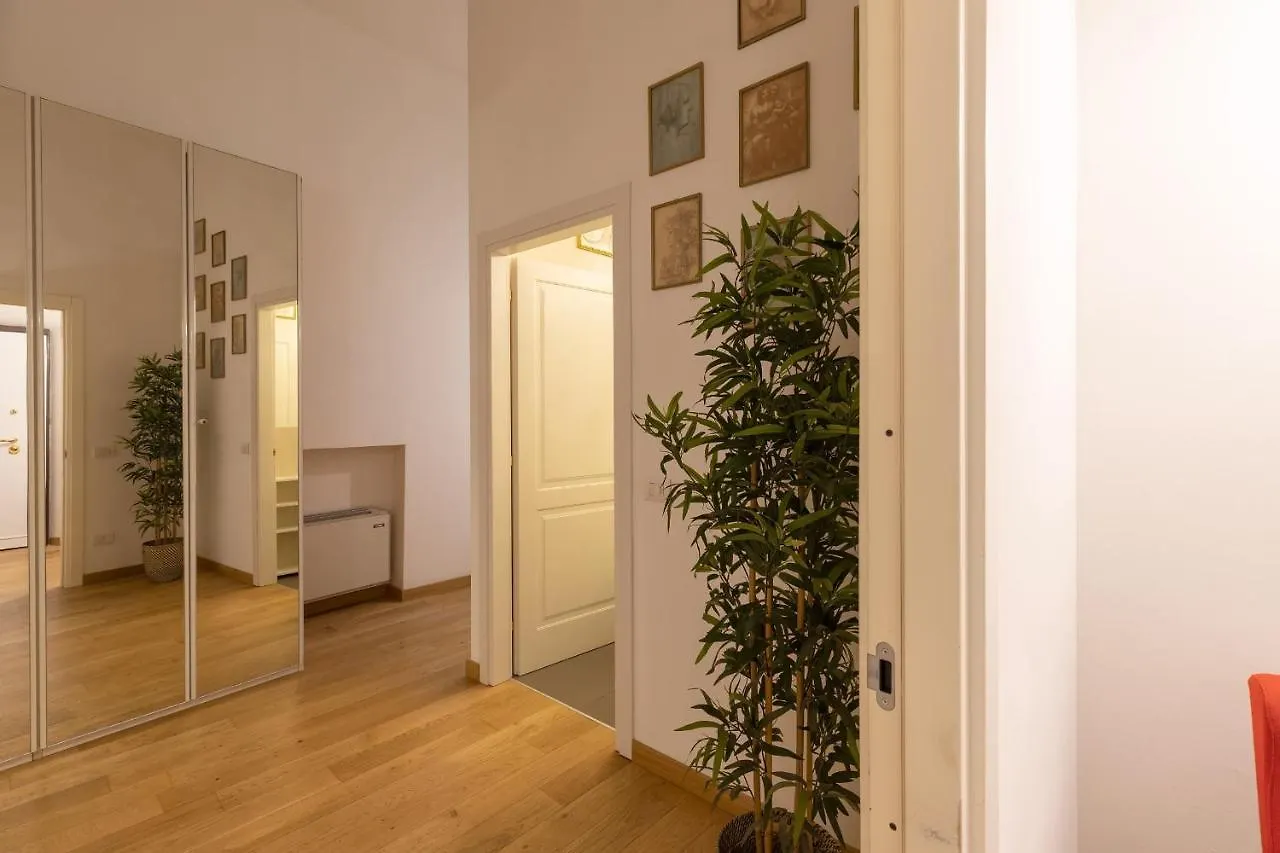 Monalda Loft 2-Hosted By Sweetstay Florence 0*,  Italy